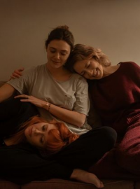 Ses trois filles (His Three Daughters) streaming